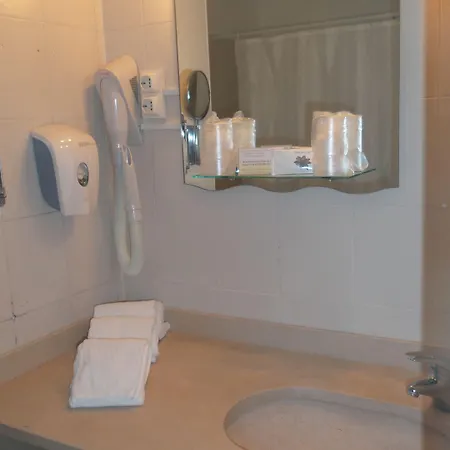 Hotel Promar Eco & Maceira (Lisbon)